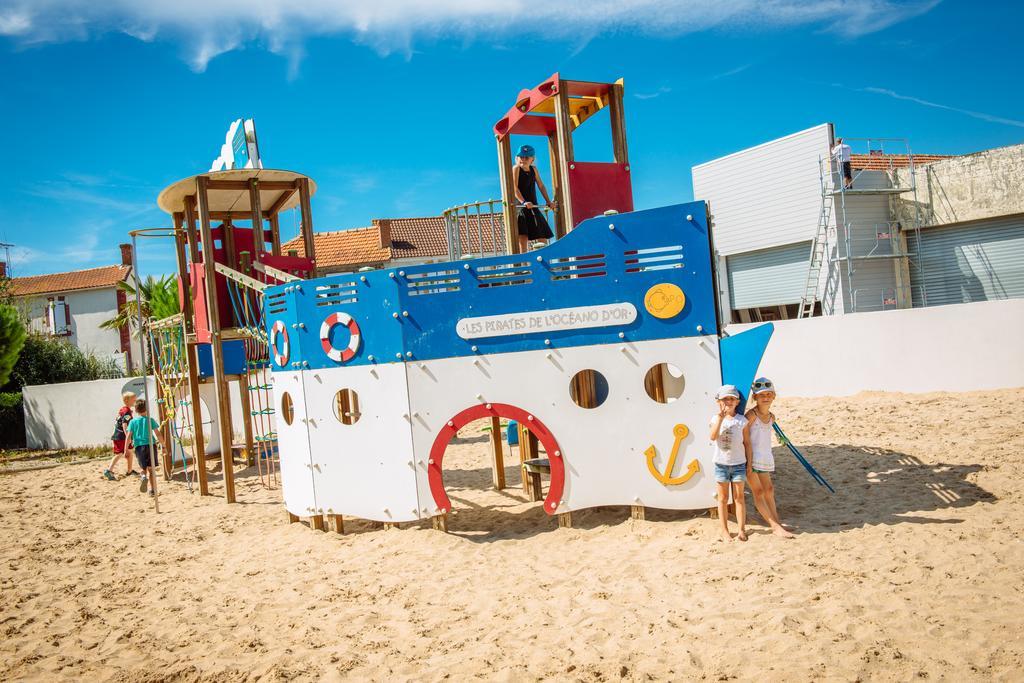 Quest En France Holidays - Mobile Home At Jard Sur Mer מראה חיצוני תמונה